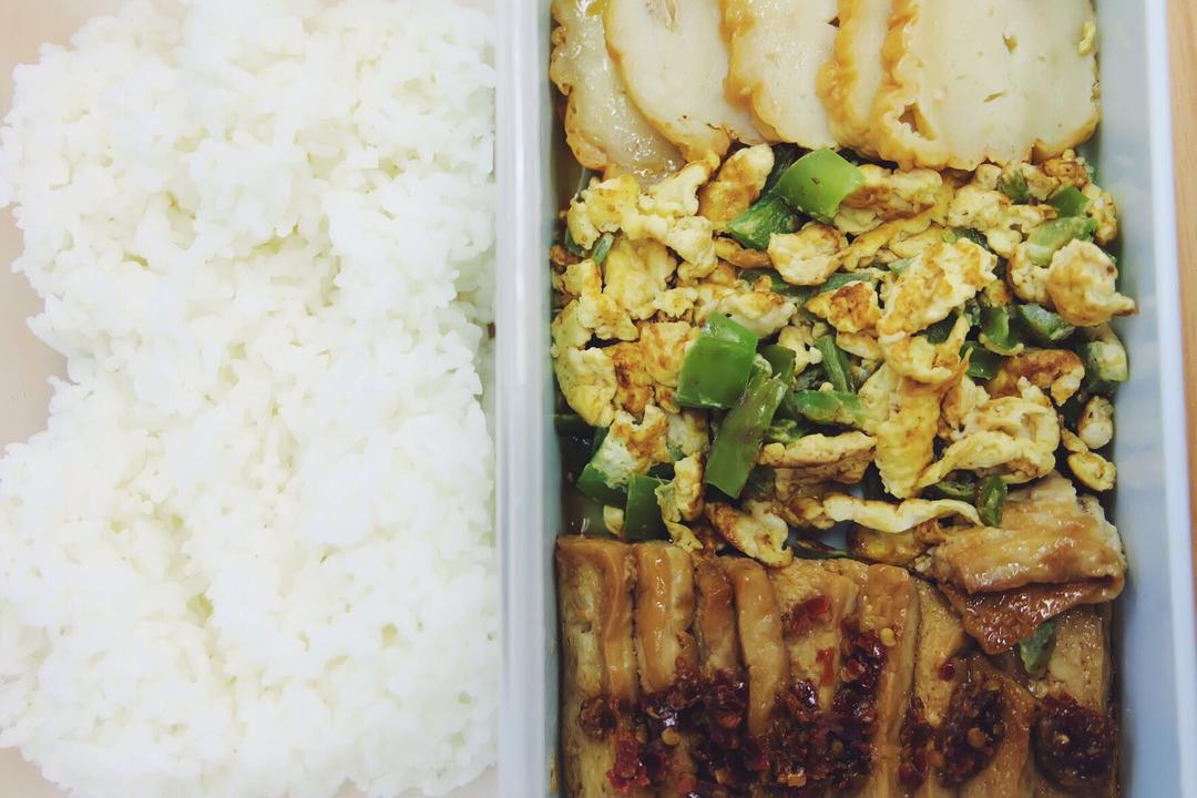 青椒鸡蛋饼