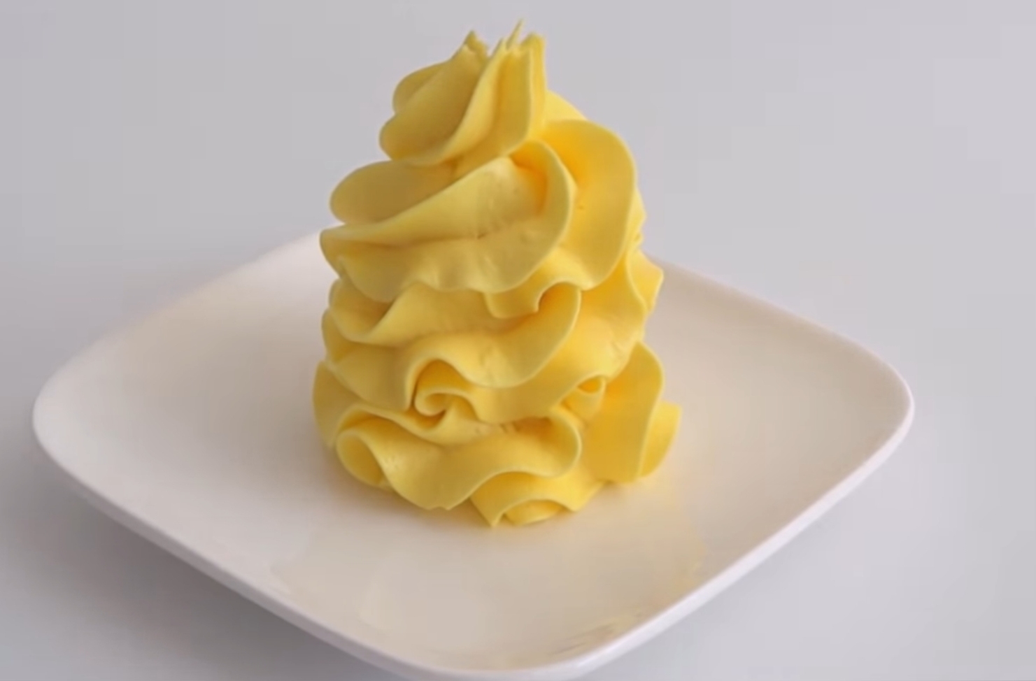 柠檬卡仕达美式奶油霜的做法