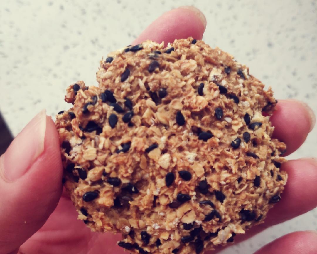 无油无糖版燕麦饼干(减肥必备)的做法