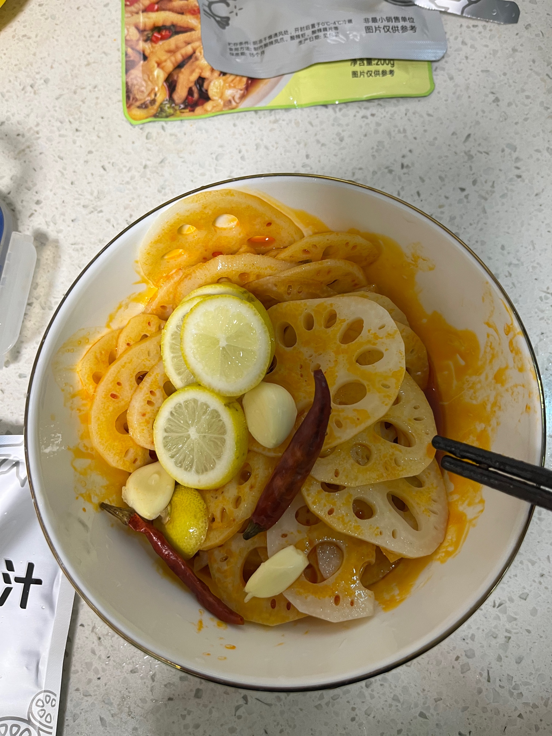 开胃小菜柠檬酸辣藕片的做法
