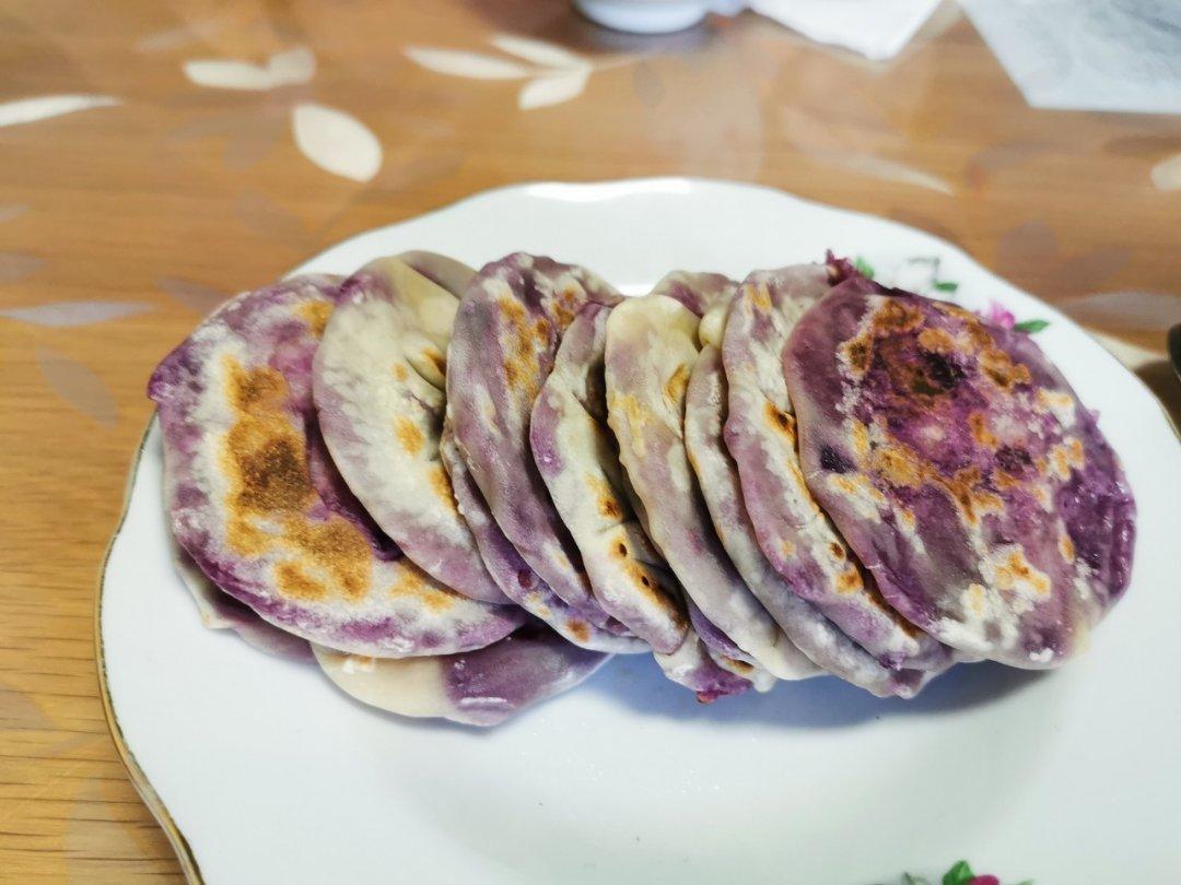 【饺子皮紫薯饼】