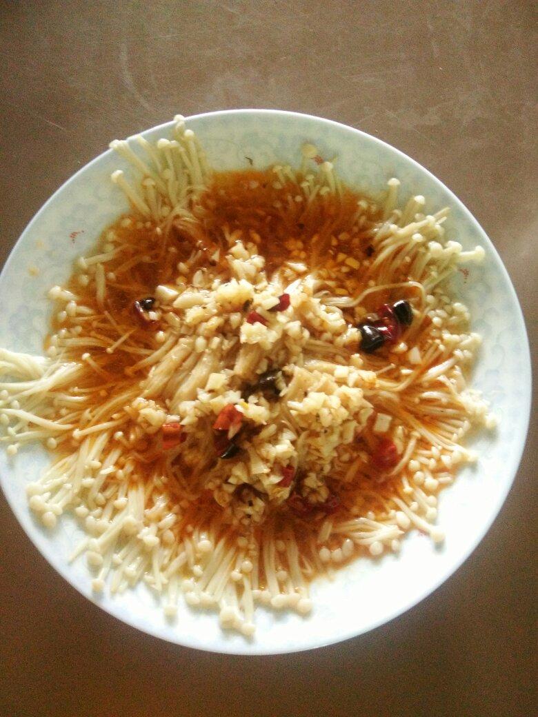 蒜蓉蒸金针菇