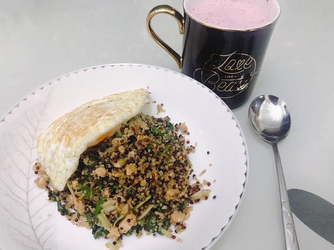 【健康三餐】藜麦三文鱼炒饭