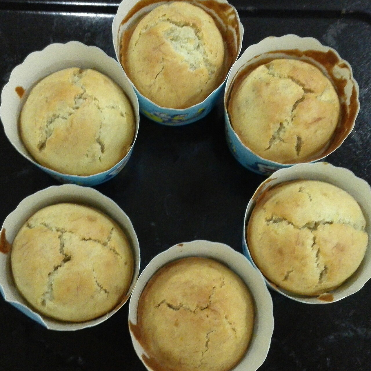 快手香蕉纸杯蛋糕