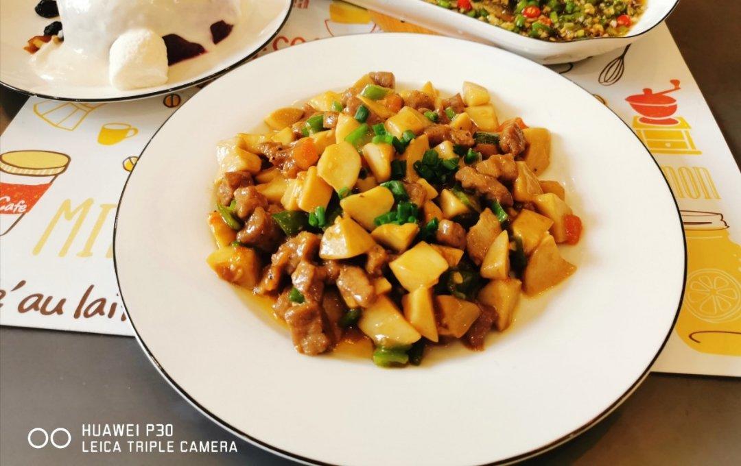 家常菜~杏鲍菇烧牛肉粒
