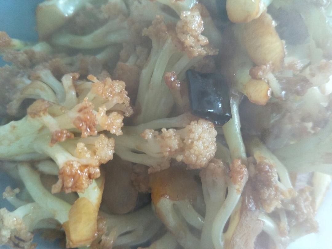 干煸菜花（五花肉）