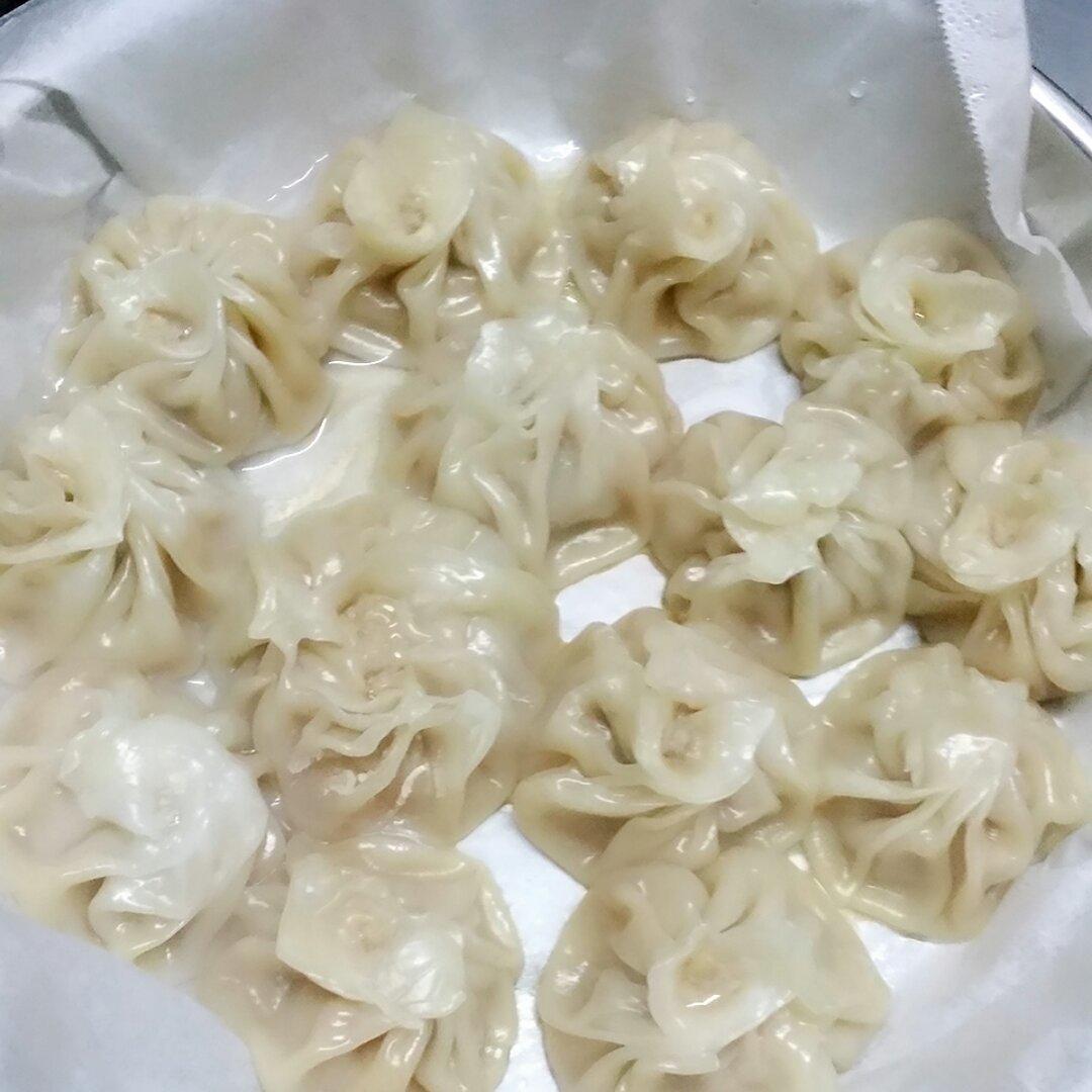 灌汤小笼包