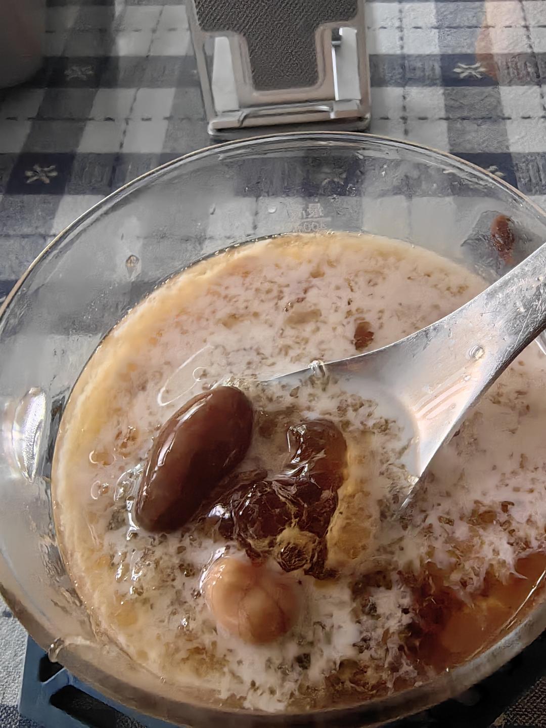 牛奶炖桃胶（简单版）