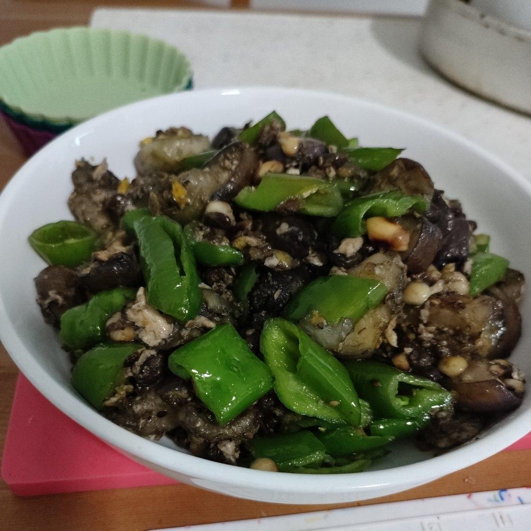 你没吃过的超级下饭的豆豉茄子炒鸡蛋