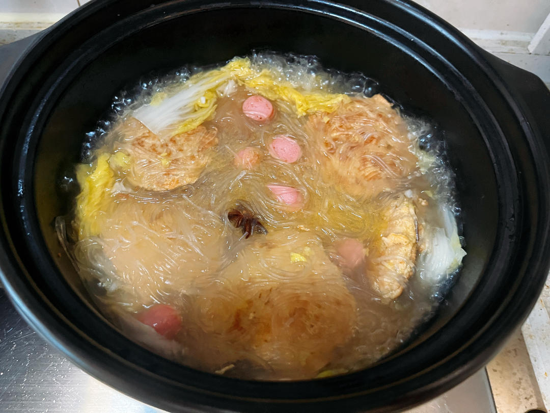 砂锅白菜丸子煲