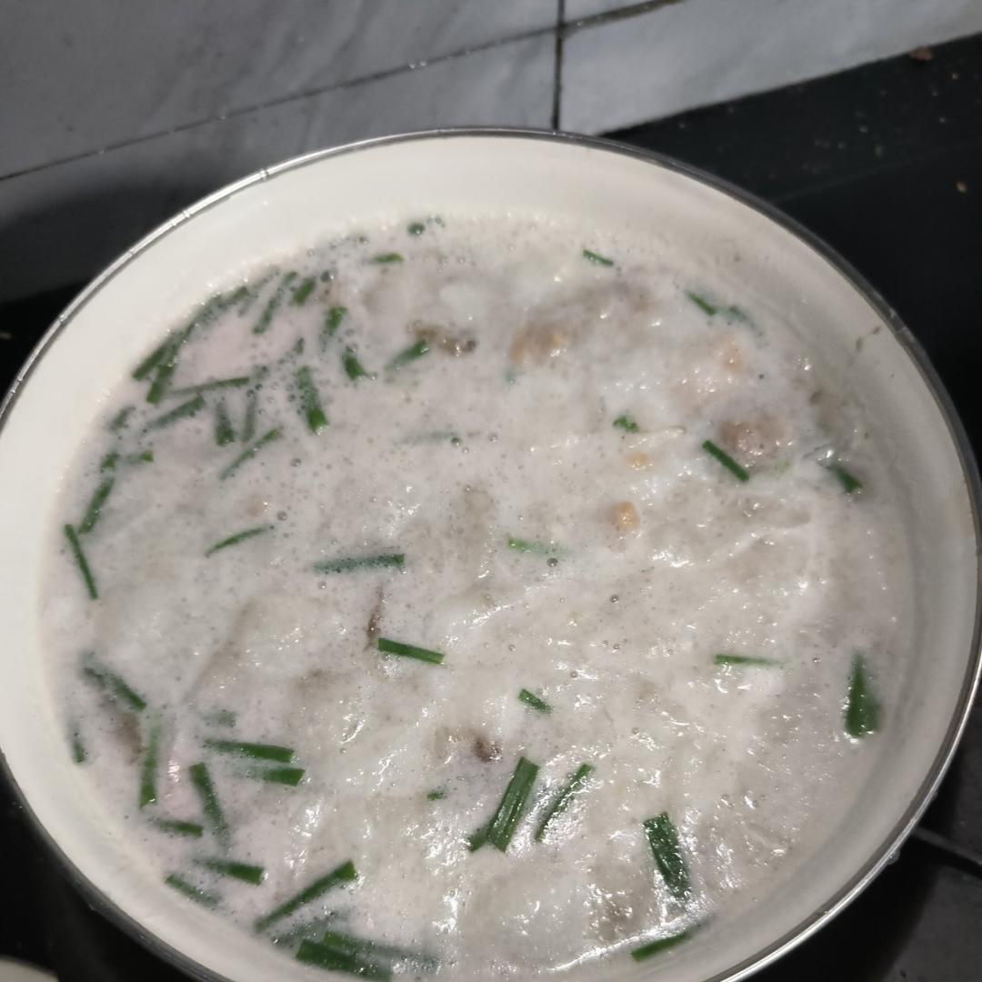 超级滑嫩的山药瘦肉汤的做法