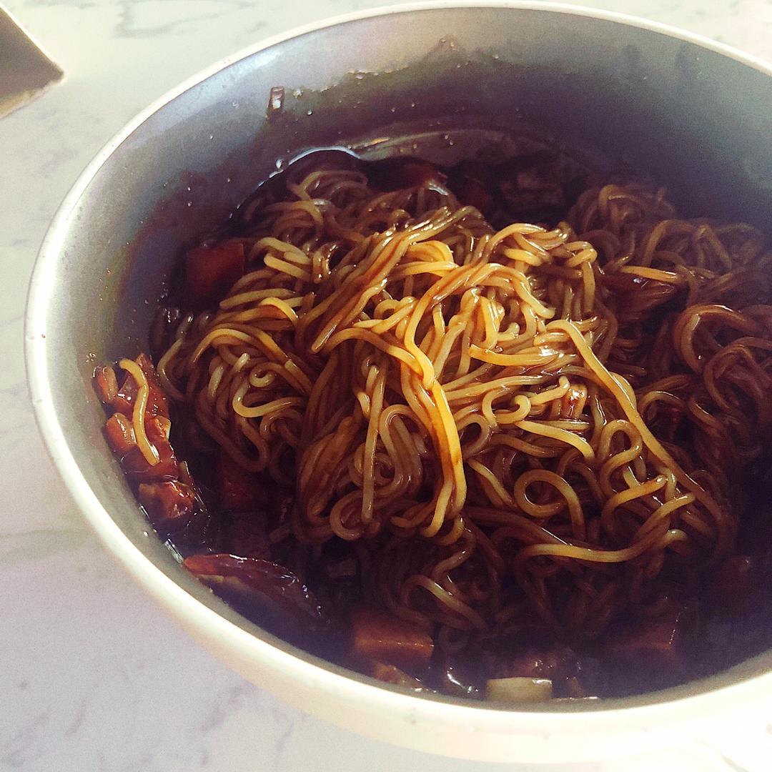 韩国春酱炸酱面