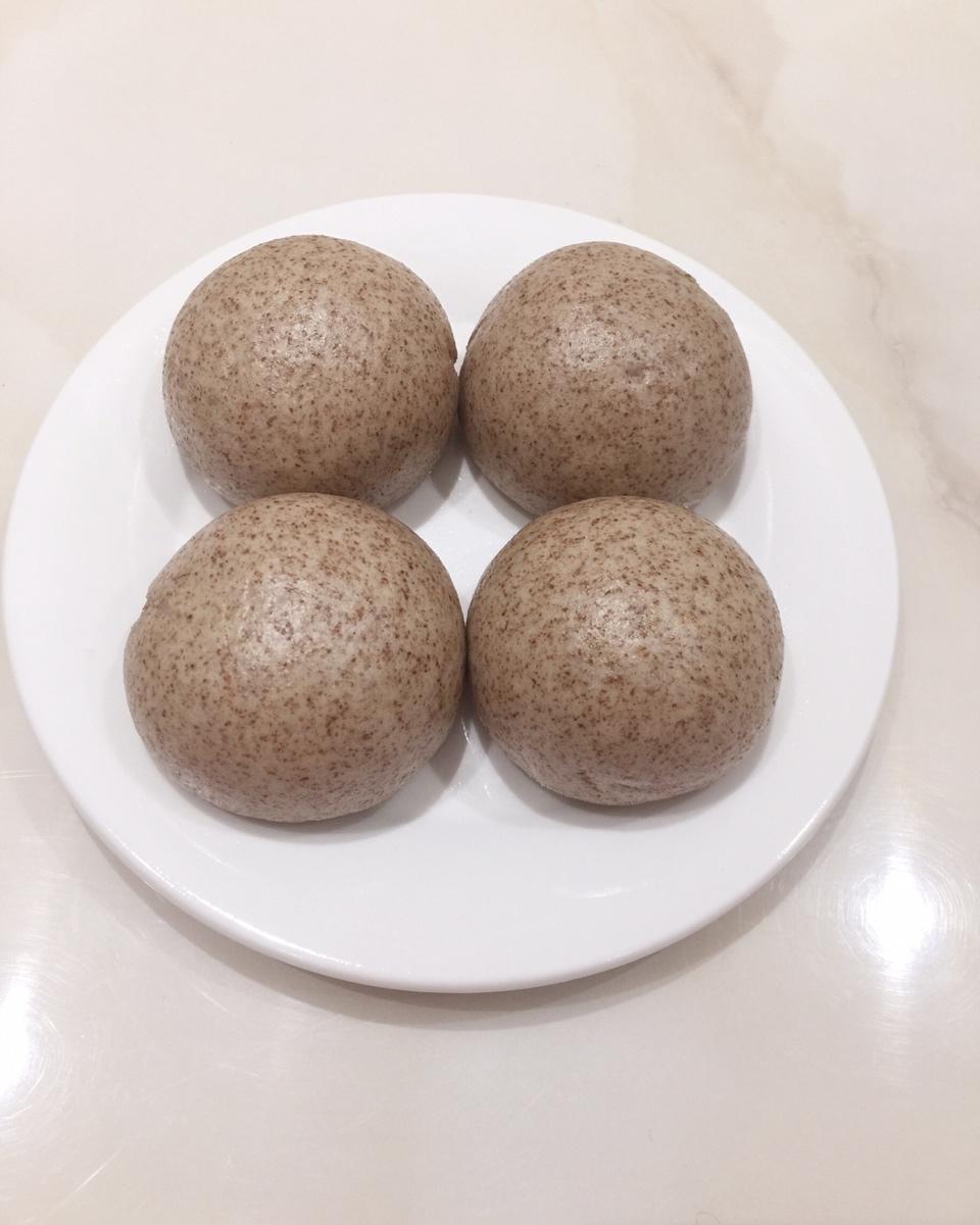 颖-284做的全麦馒头