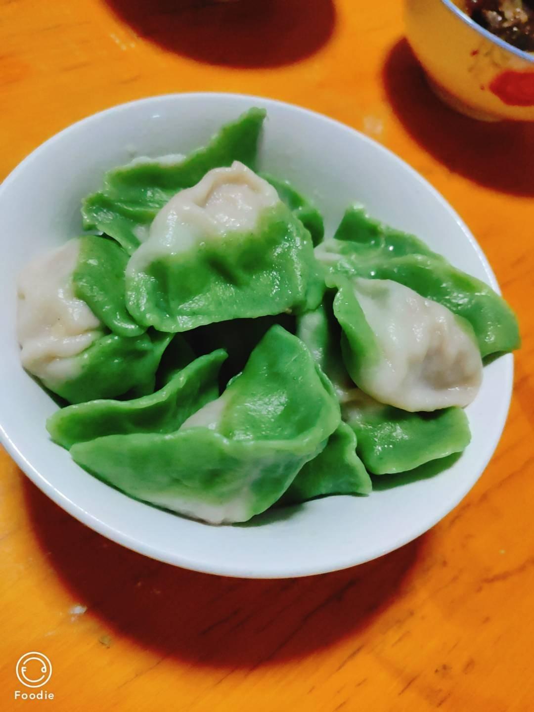 红遍朋友圈的白菜饺子做法
