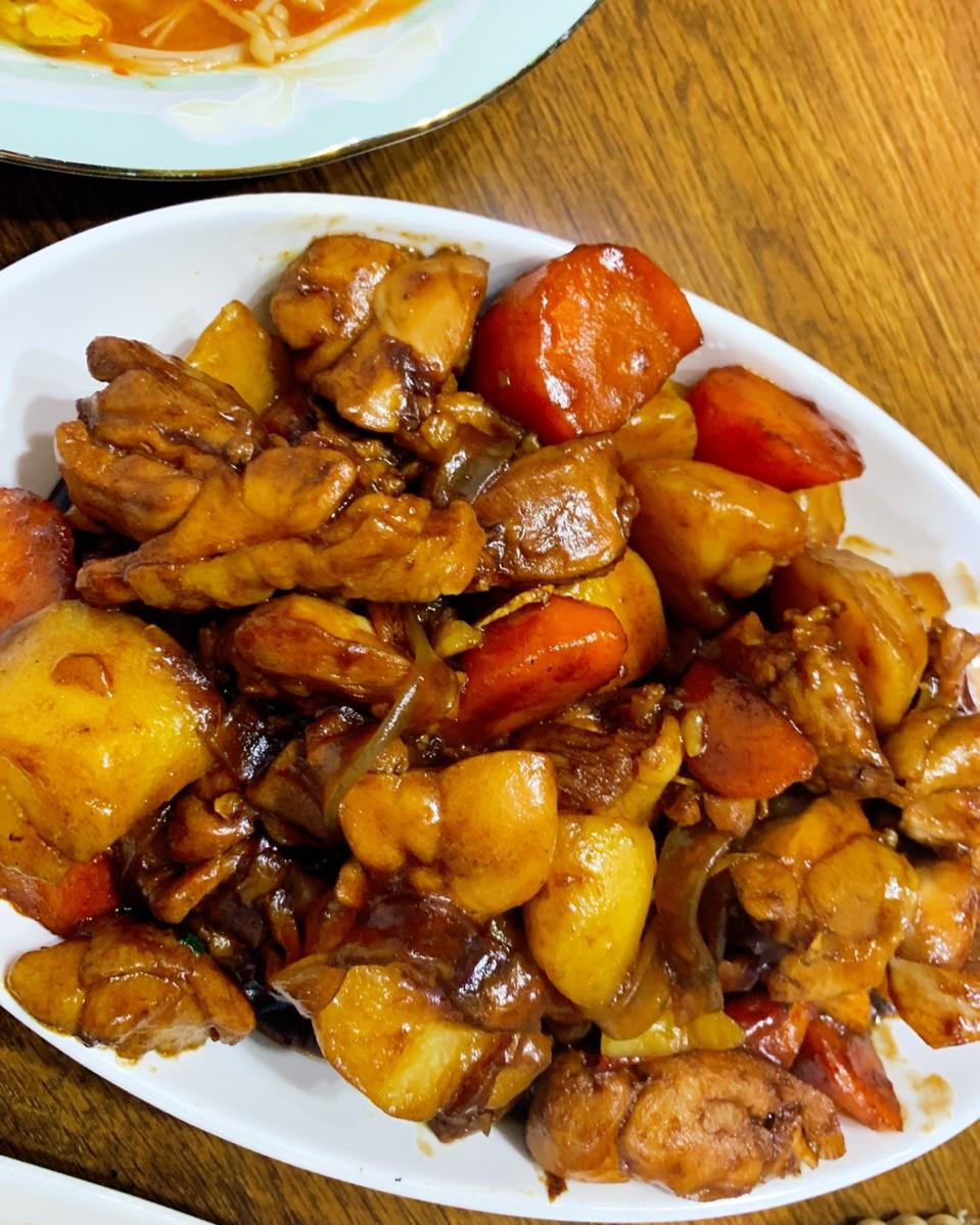 土豆烧鸡腿