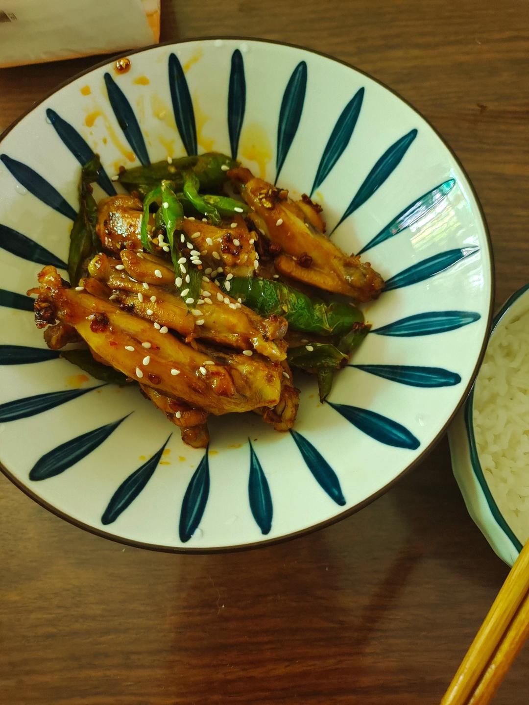 蒜香鸡翅，这才是鸡翅最好吃的做法