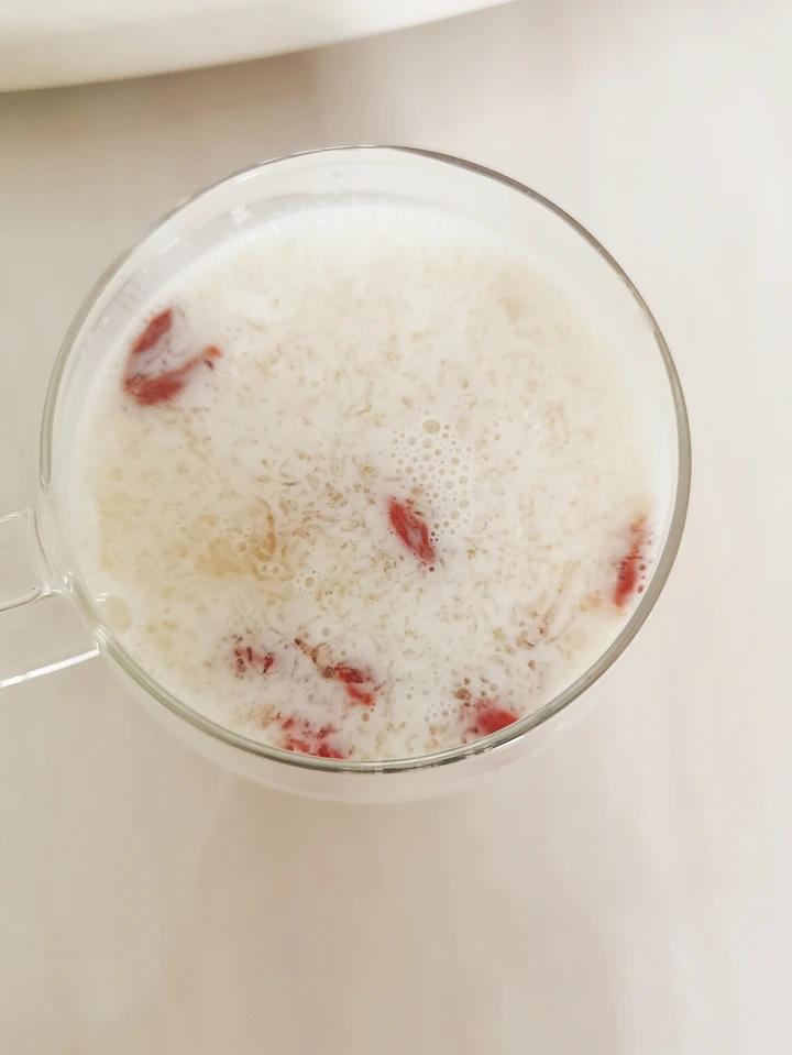 雪燕牛奶（美容养颜）