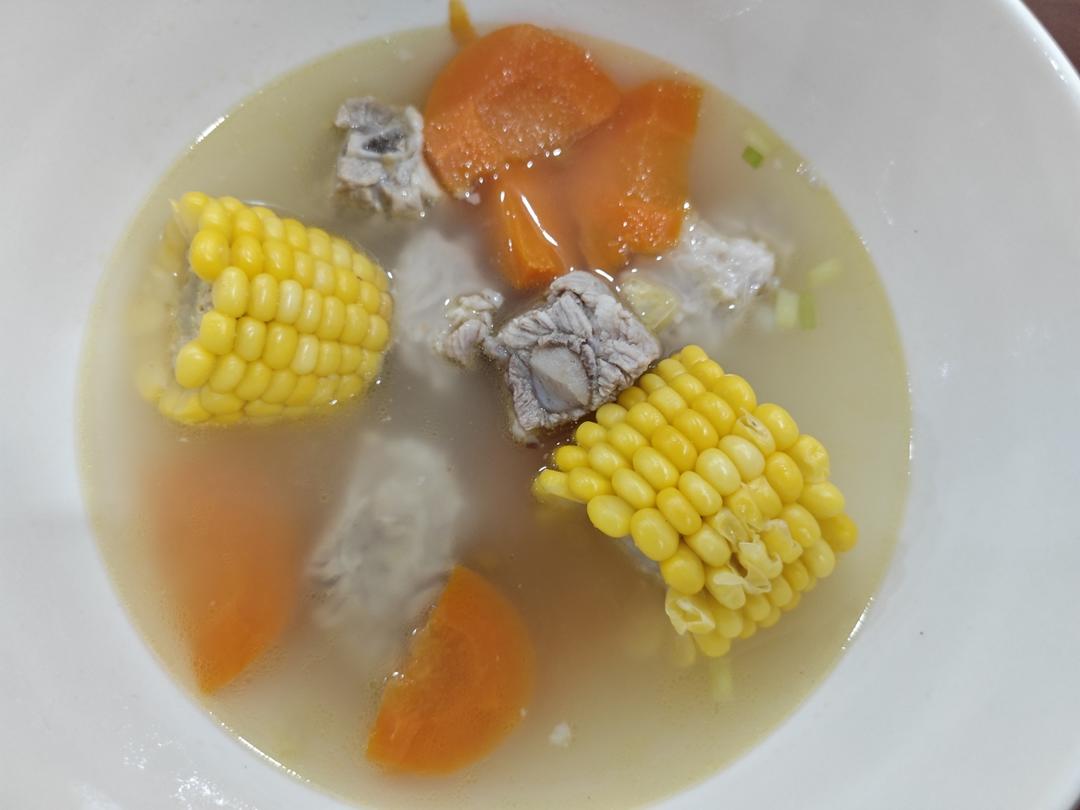 玉米排骨汤
