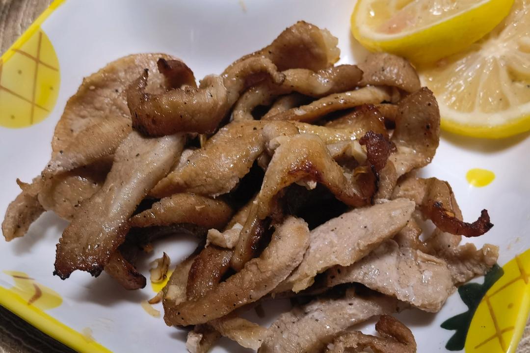 超简单的泰式猪颈肉