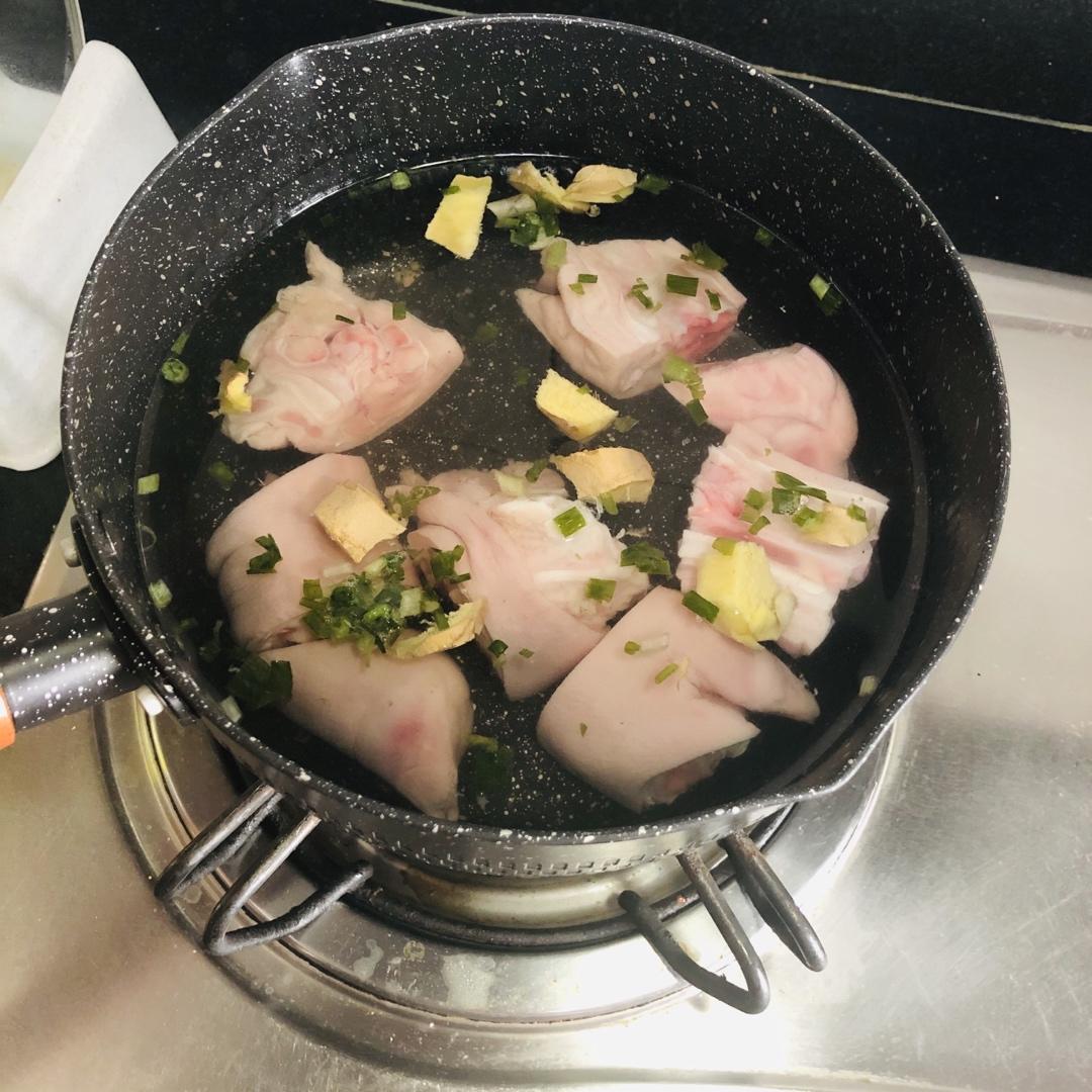 【电饭煲猪蹄】