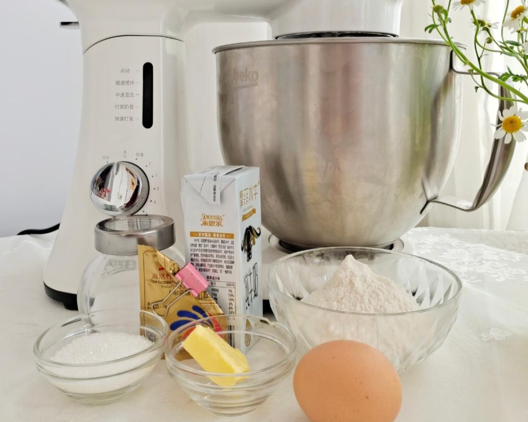 纯奶手撕吐司的做法 步骤1