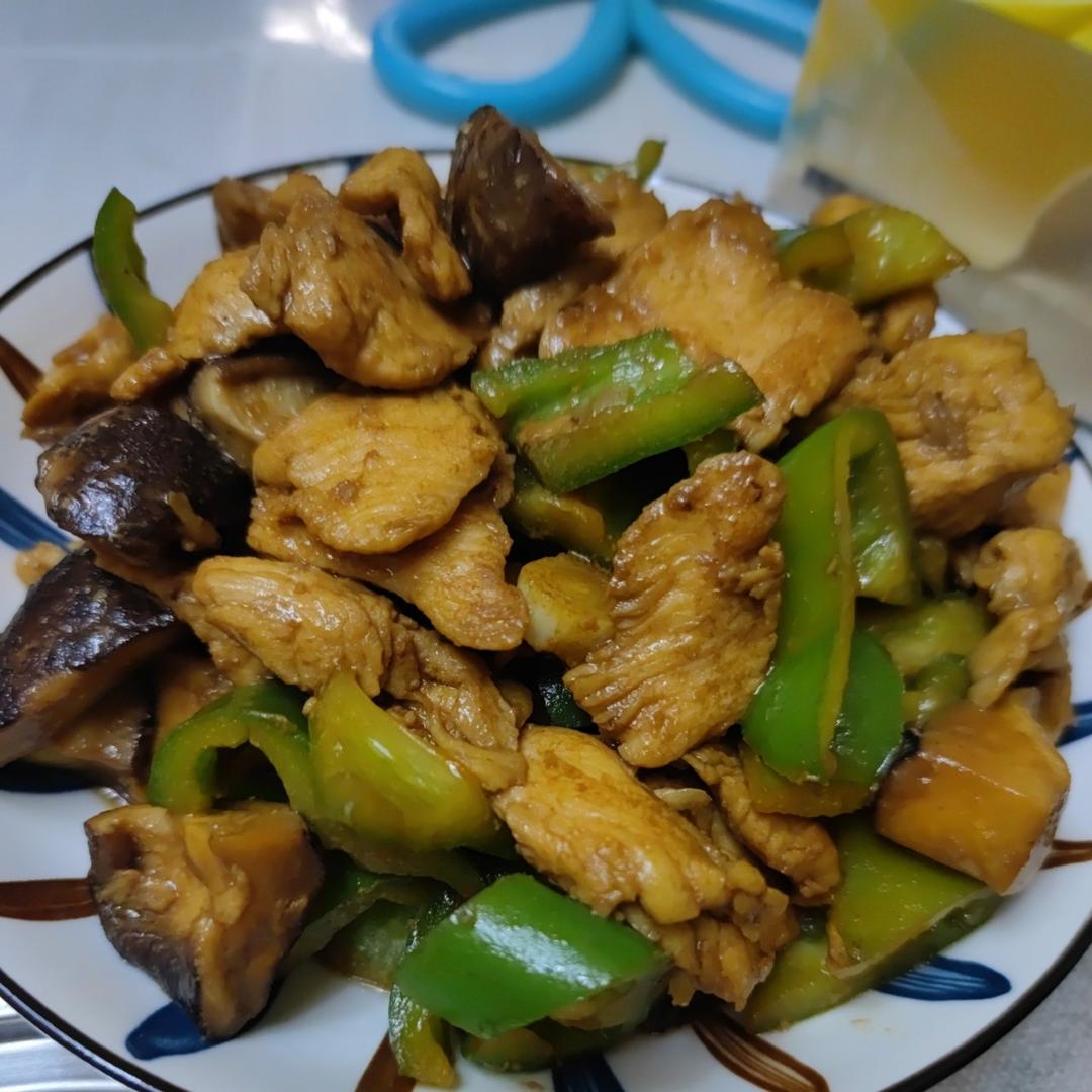 滑嫩鸡胸肉 香菇鸡片