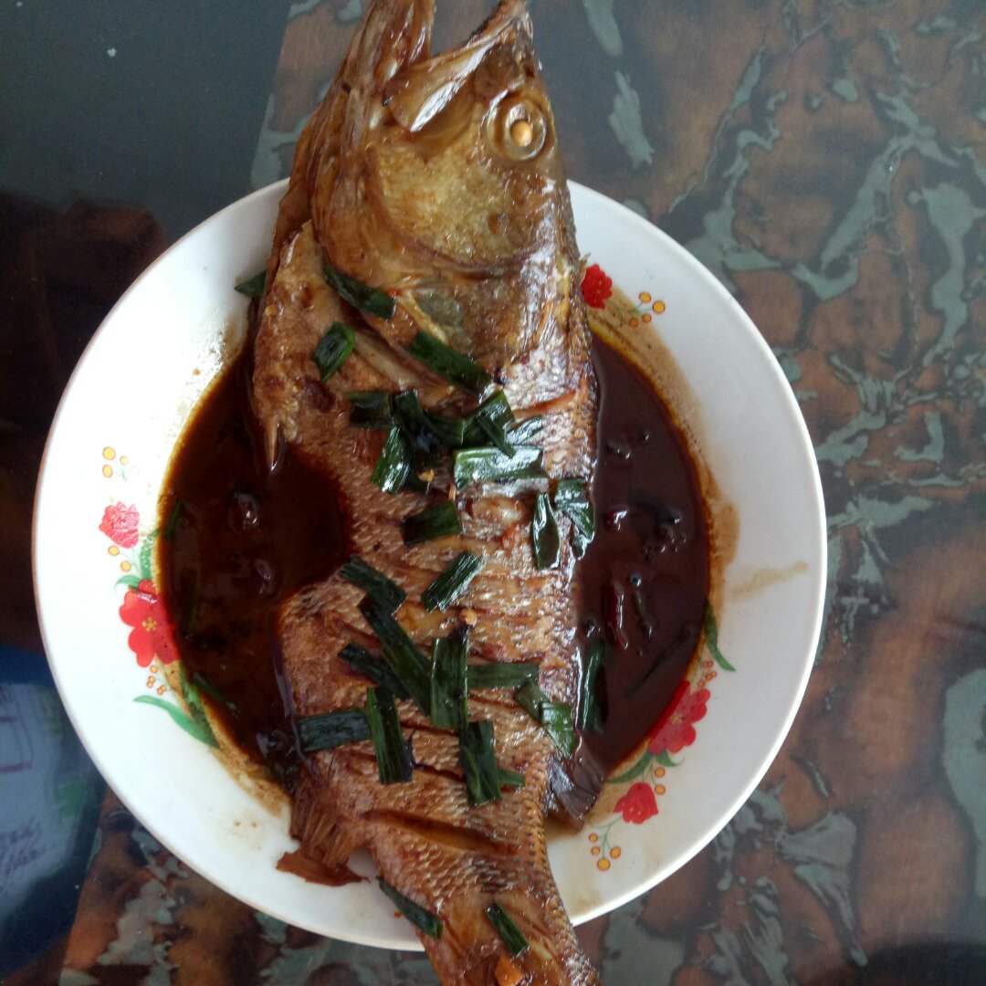红烧鲈鱼