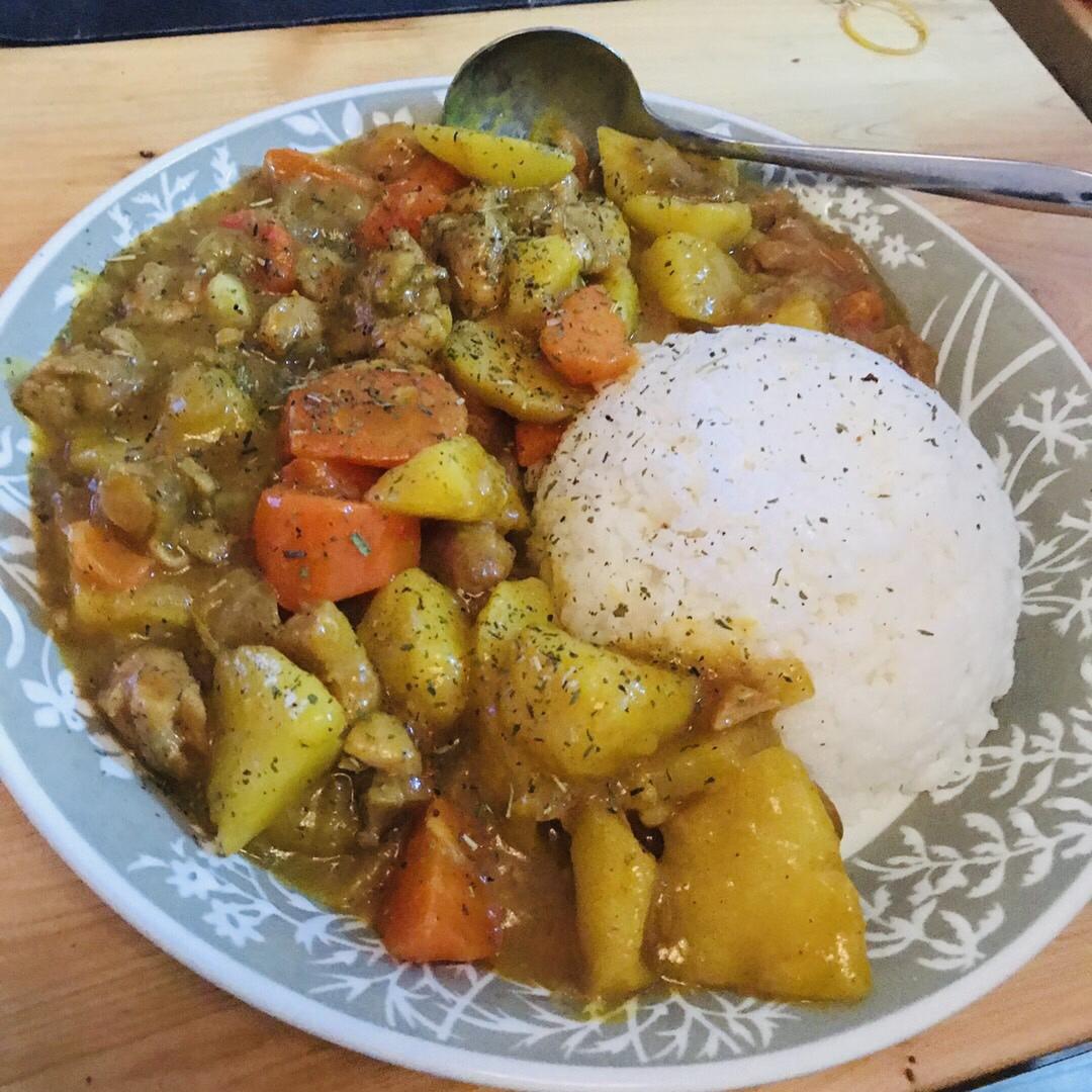 咖喱鸡肉饭