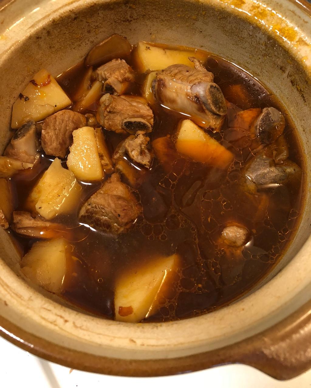砂锅土豆焖排骨（浓香版）