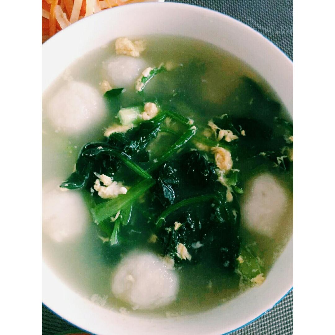菠菜鱼丸汤