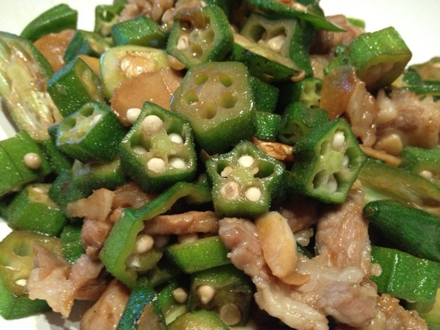秋葵炒肉丝