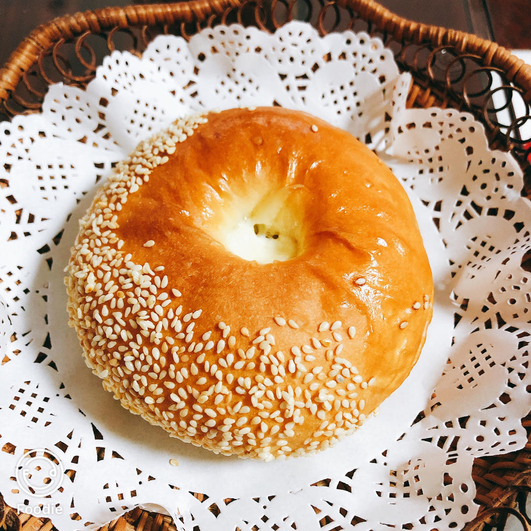 日式芝麻红豆包｜香甜柔软