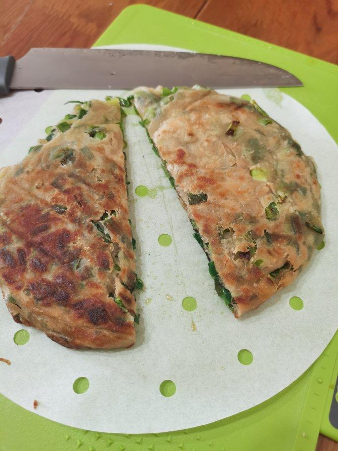 葱油饼，葱花饼，多做些冻起来可以当快手早餐哦！