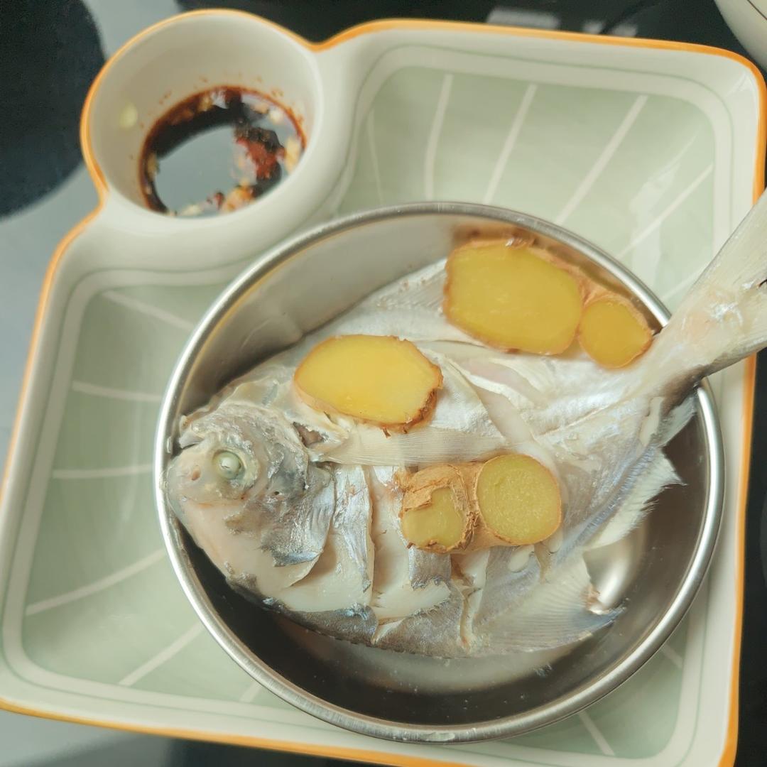 清蒸鲳鱼