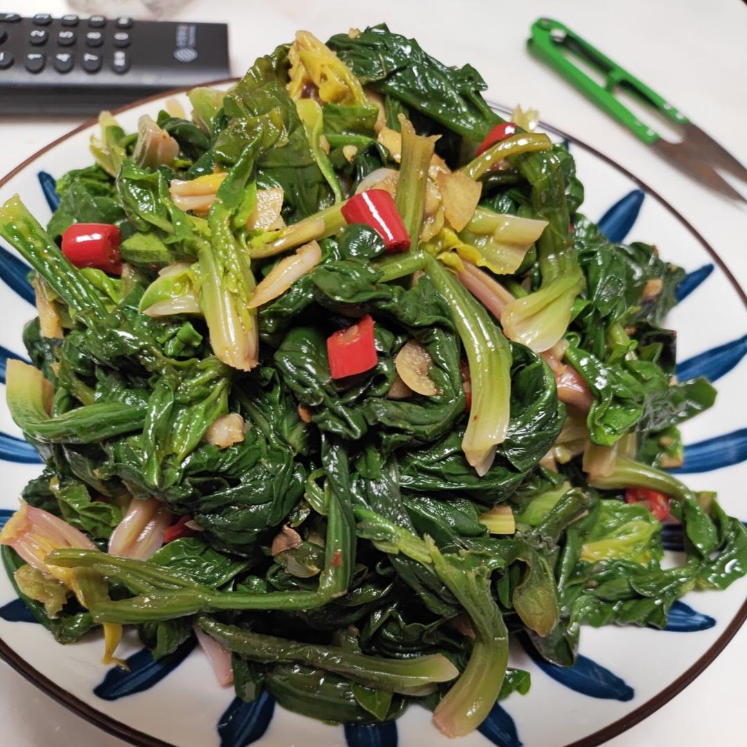 凉拌菠菜(家传秘方)