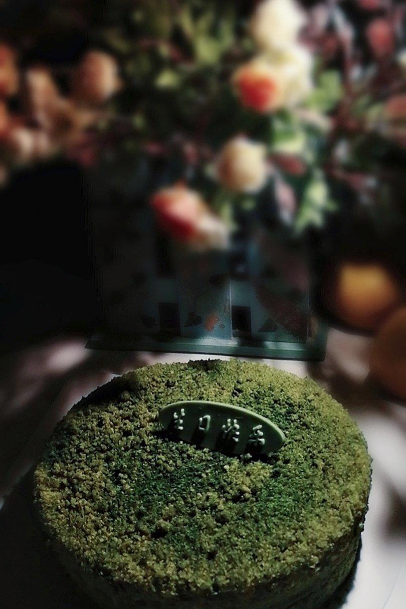渐变抹茶慕斯蛋糕：我Amanda带着既美又作的抹茶甜点又来了！【曼食慢语】