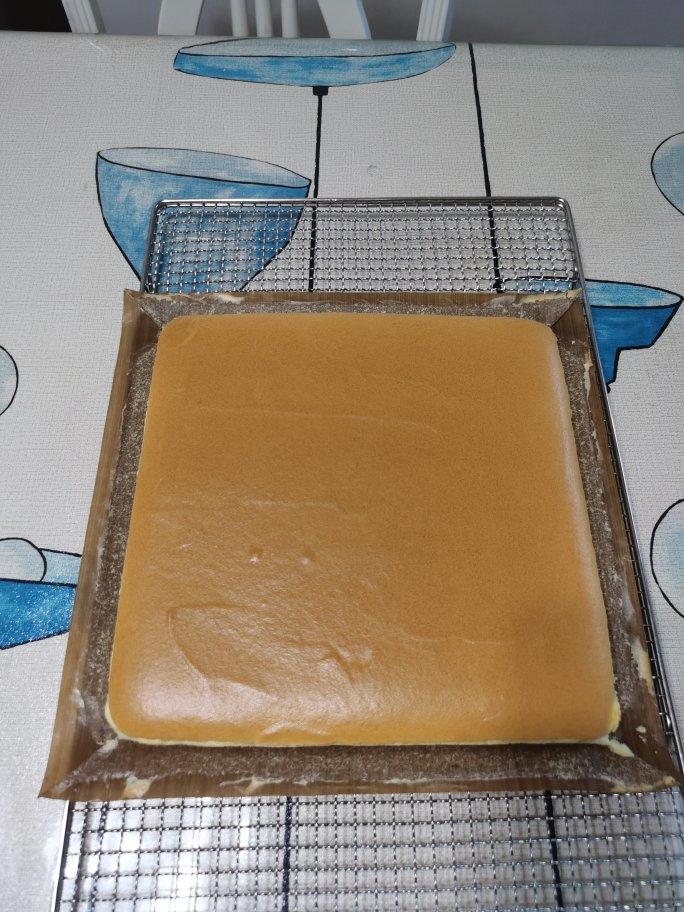 蛋糕卷这样做‼️不掉皮不开裂（小视频食谱）