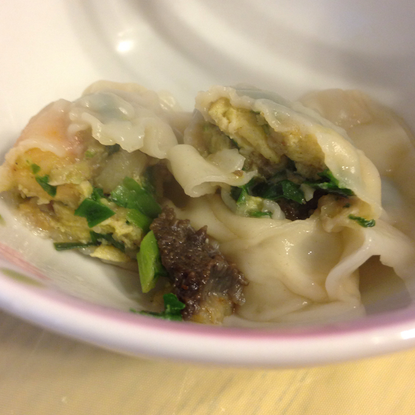 韭菜鸡蛋虾仁三鲜饺子