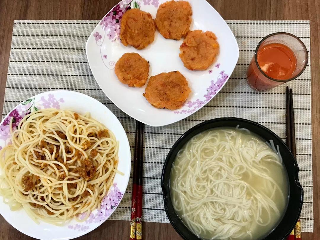 营养早餐 胡萝卜鸡蛋饼