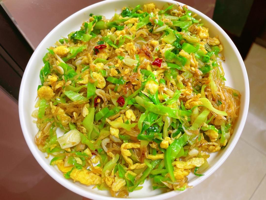 包菜虾米炒粉丝