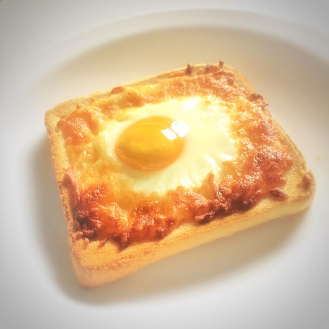 鸡蛋芝士烤吐司