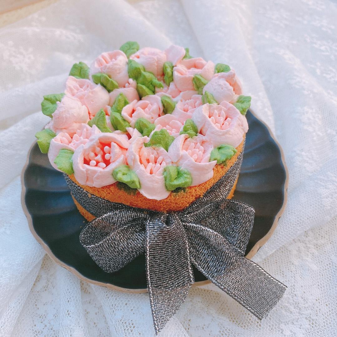 高颜值奶油纸杯蛋糕杯子蛋糕（附教程）