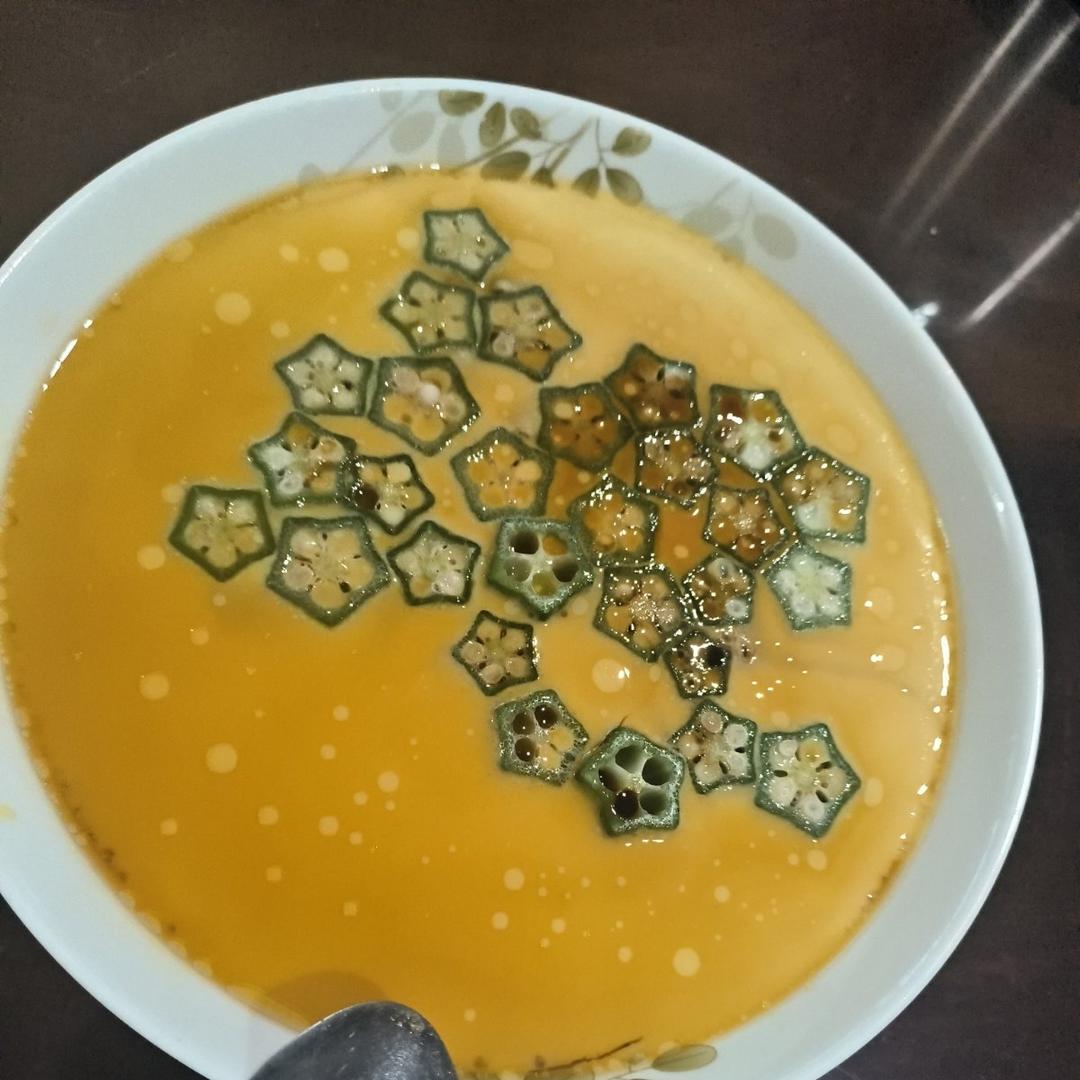 颜值控-做一朵开在碗里的花秋葵蒸水蛋