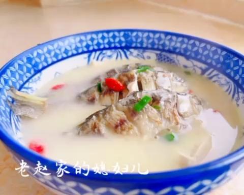 鲫鱼豆腐汤的做法