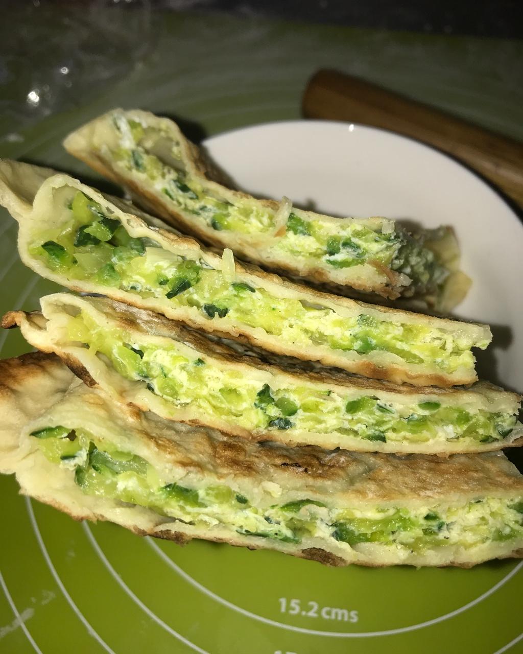 虾米和桃子的故事做的嫩瓜鸡蛋菜饼菜饼馅饼类