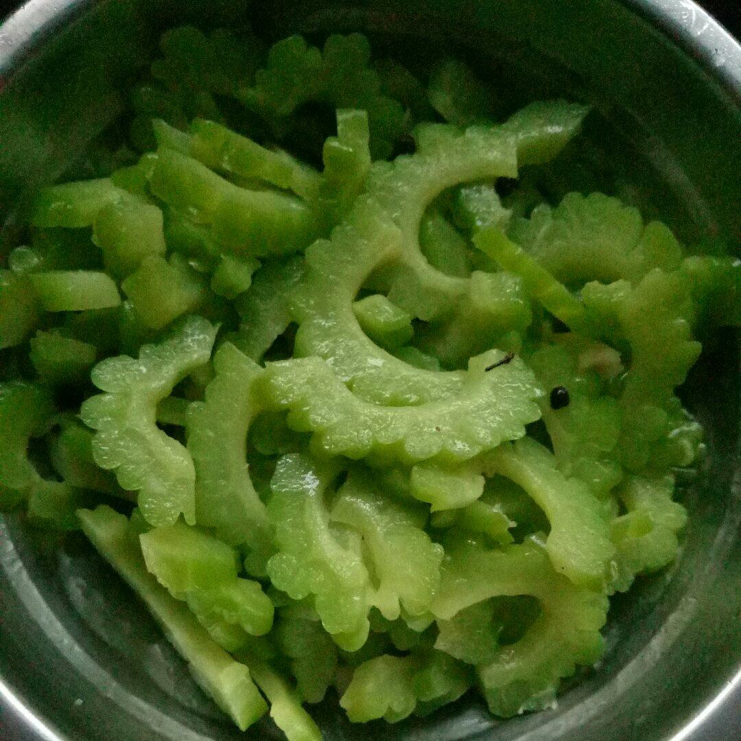 炝拌苦瓜