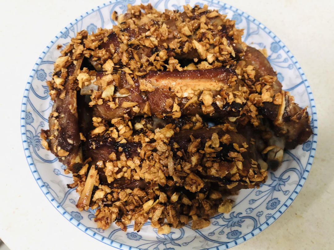金牌蒜香排骨