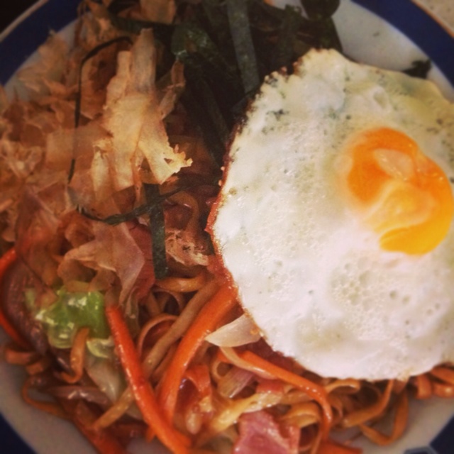 焼きそば（日式酱油炒面）