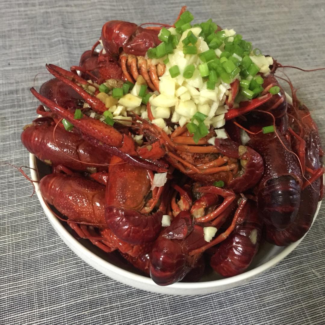吮指回味十三香啤酒小龙虾