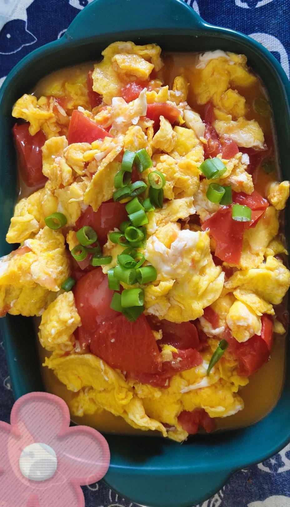 番茄炒鸡蛋（超浓的番茄味）